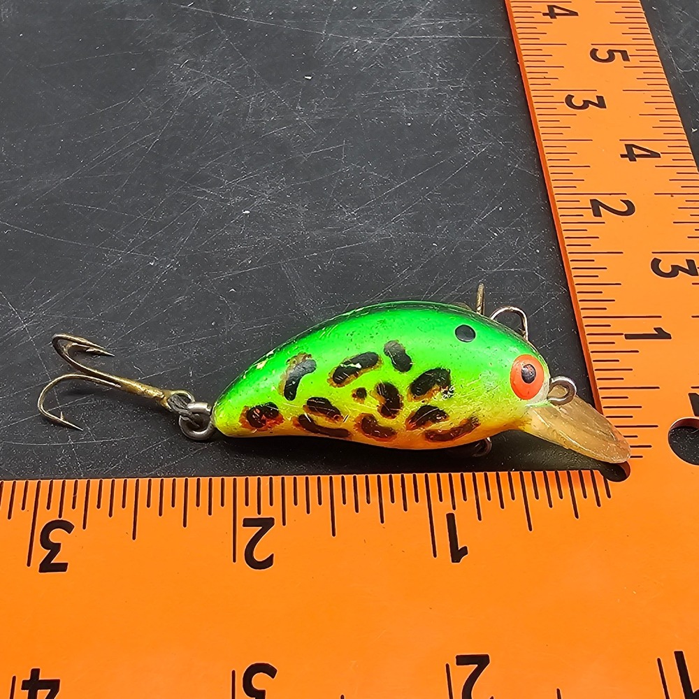 Crankbait Fishing Lure Green Yellow Spotted Leopard Pattern 2 Inch